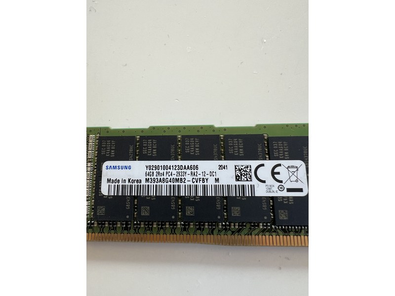 64GB DDR4 2933 RDIMM 2Rx4 Samsung M393A8G40MB2-CVF