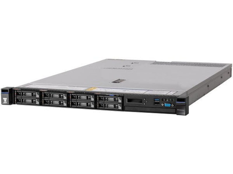 Serveris IBM System x3550 M5 (5463 AC1)